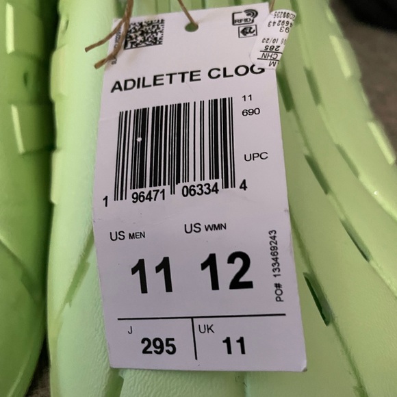 Adidas Adilette Unisex Clog Pastel Green Slip on
Style IF0793 New M 11 W 12 - Picture 10 of 10